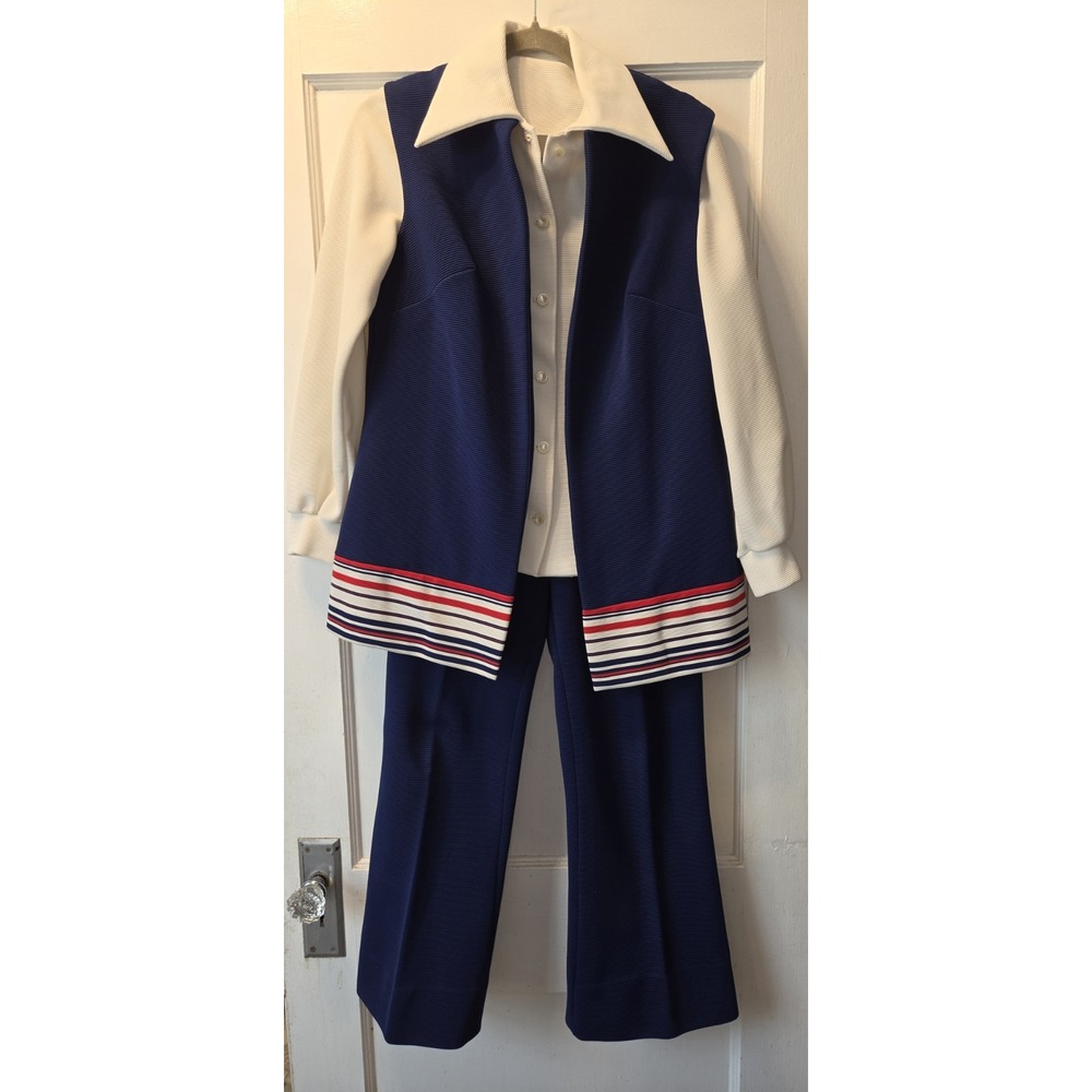 Vintage 70's Women's 3-Piece Set Striped Knit Vest Pants Collared Blouse. 10